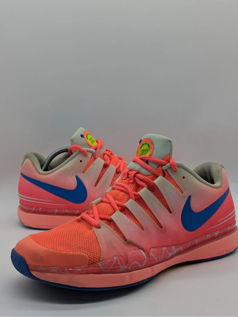 Nike Court Zoom Vapor Tour Hot Punch Pink Tennis Shoes Men's Size 11 FB2664-600